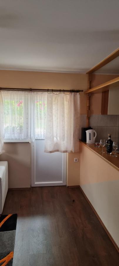 Apartamento Kod Slaveka Kostanjevac Exterior foto