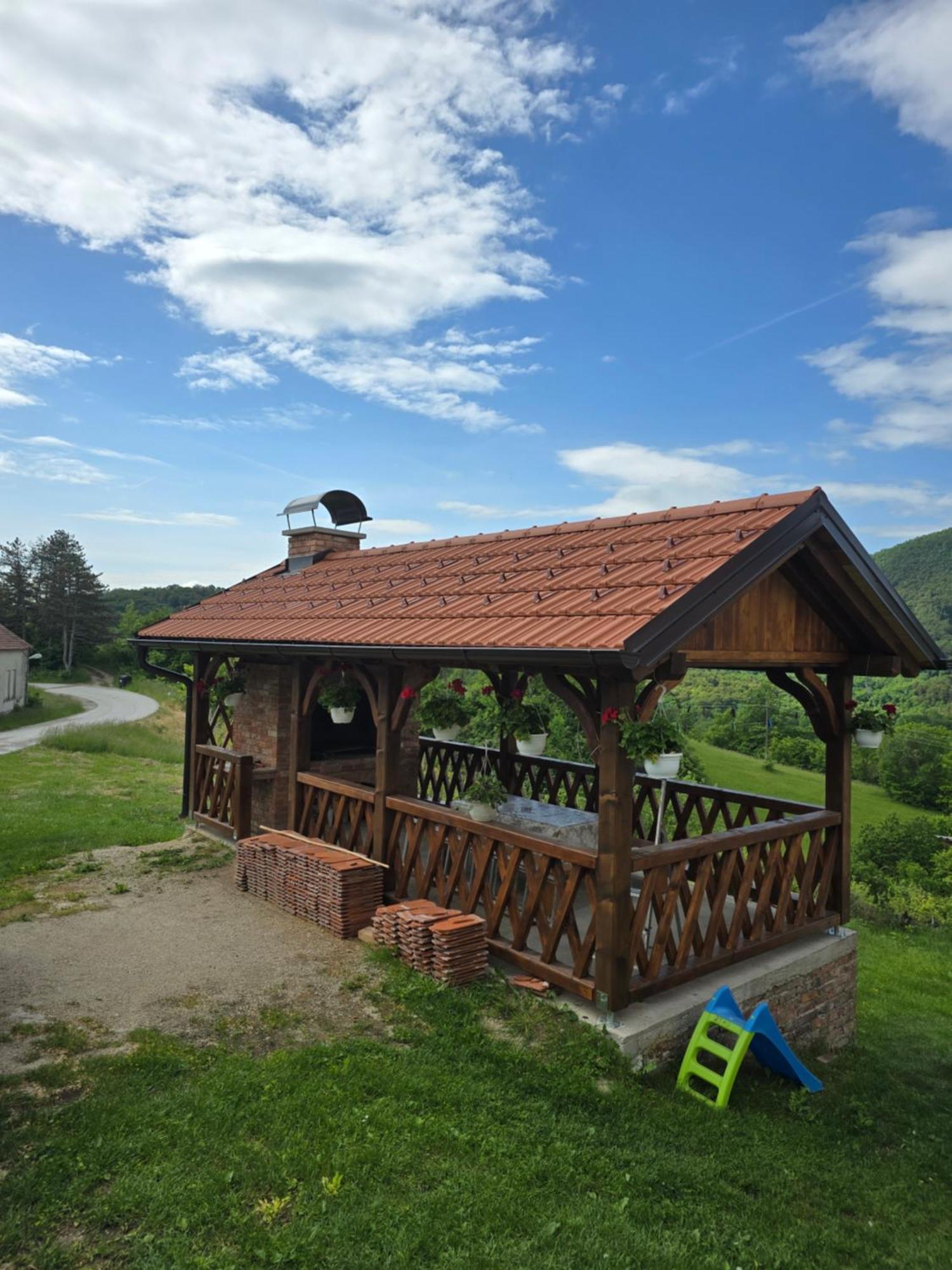 Apartamento Kod Slaveka Kostanjevac Exterior foto
